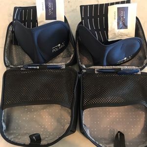 Set of 2 travel United toiletry bag